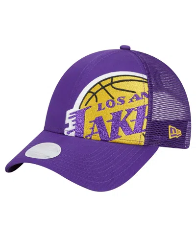 NEW ERA WOMEN'S PURPLE LOS ANGELES LAKERS GAME DAY SPARKLE LOGO 9FORTY ADJUSTABLE HAT