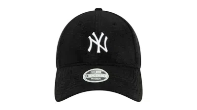 Pre-owned New Era Womens Cosy New York Yankees 9forty Cap (ss25) In Black