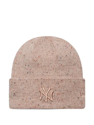 New Era X Mlb New York Yankees Glitter-flecked Beanie Hat In Brown