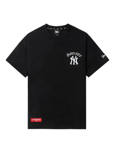 New Era Yankees Logo T-shirt In Black