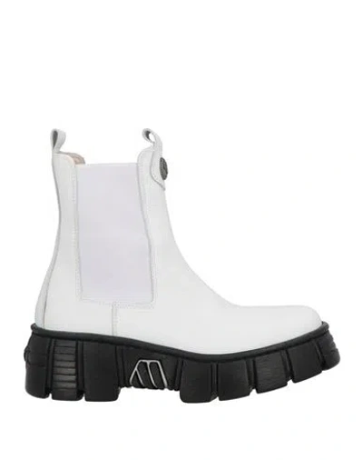 New Rock Woman Ankle Boots White Size 8 Leather
