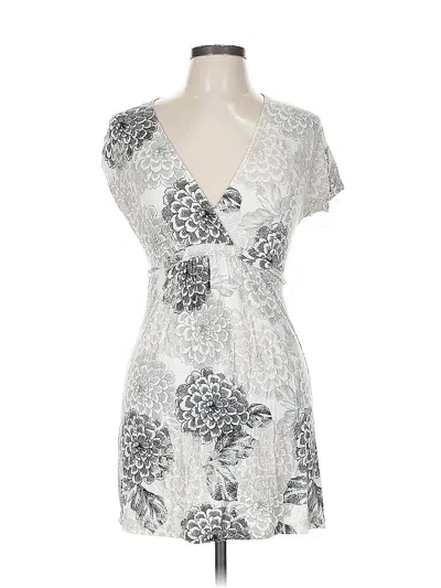 Pre-owned New York And Company Cocktail Dress In Silver