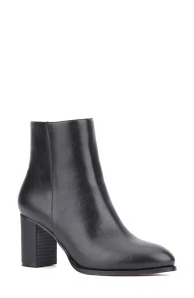 New York And Company Jadyn Side Zip Ankle Bootie In Black