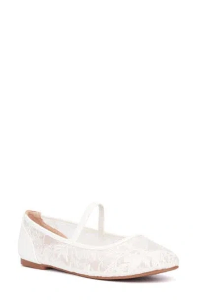 New York And Company Lara Woven Ballet Flat In Ivory Lace