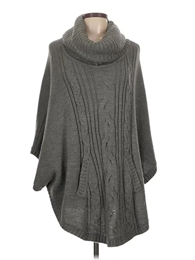 Pre-owned New York And Company Poncho In Gray