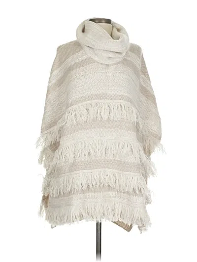 Pre-owned New York And Company Poncho In White