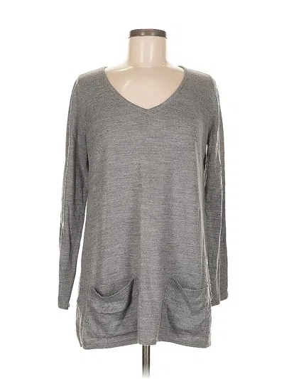 Pre-owned New York And Company Pullover Sweater In Gray