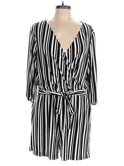 Pre-owned New York And Company Romper In Black