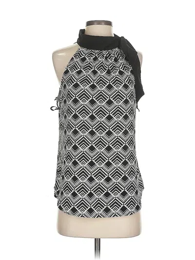Pre-owned New York And Company Sleeveless Blouse In Black