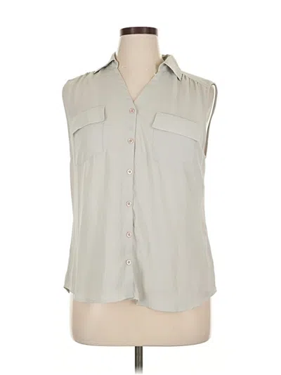 Pre-owned New York And Company Sleeveless Blouse In Gray