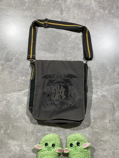 Pre-owned New York Yankees X Vintage Bag Yankees Messenger Y2k Backpack In Grey