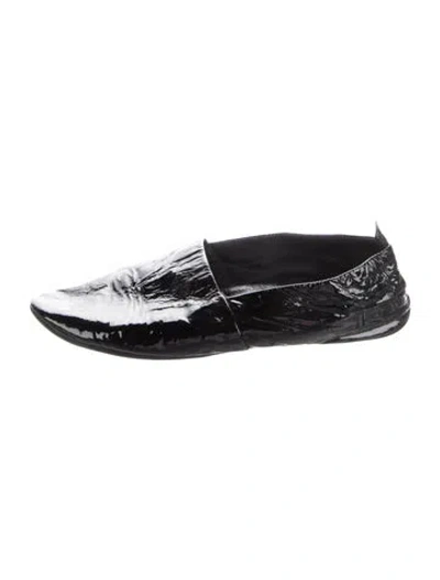 Pre-owned Newbark Patent Leather Ballet Flats In Black