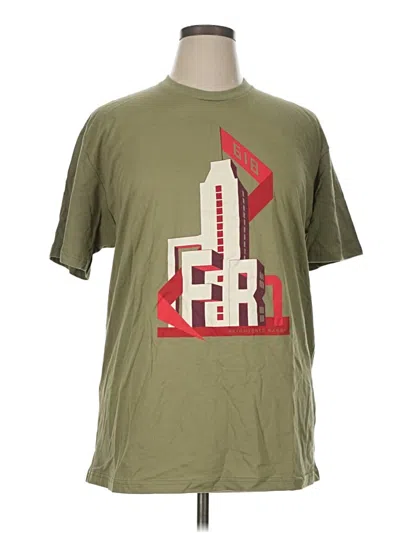 Pre-owned Next Level Apparel Short Sleeve T-shirt In Green