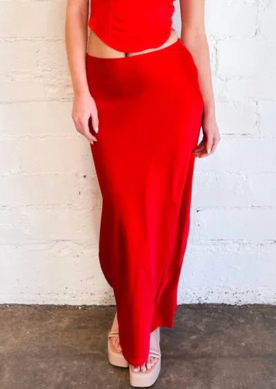 Nia 90s Bias Maxi Skirt In Red