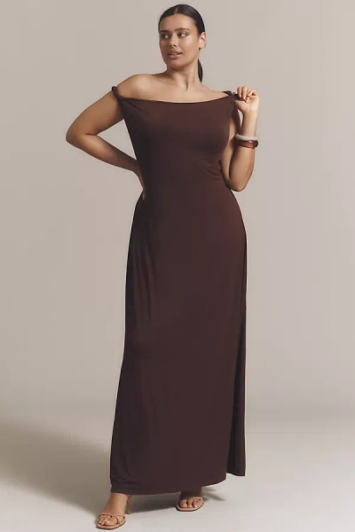 Nia Carmella Off-shoulder Midi Dress In Brown