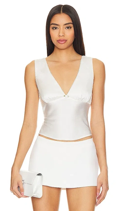Nia Celia Top In White