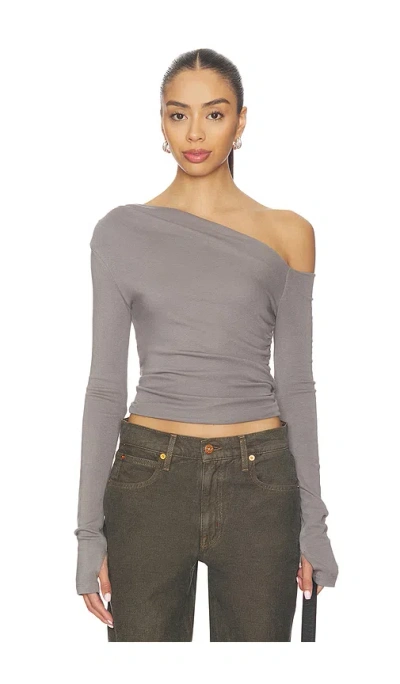 Nia Cleo Top In Gray