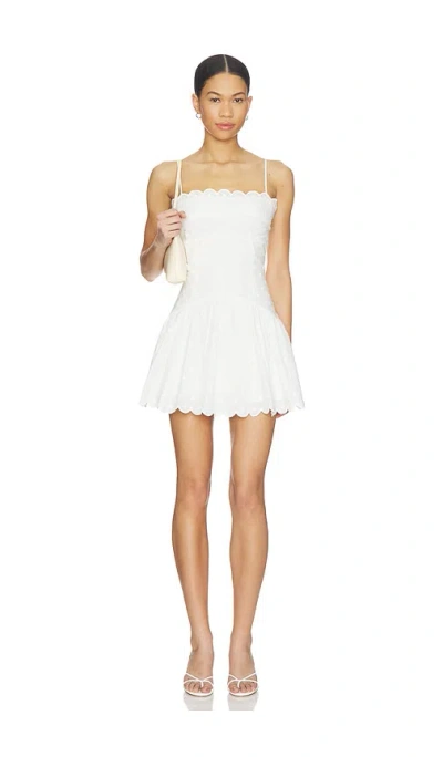 Nia Elvira Dress In White