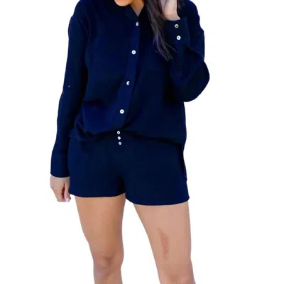 Nia Gauze Shorts In Black In Blue
