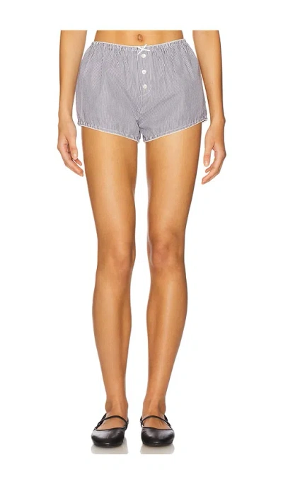 Nia Norman Short In Black