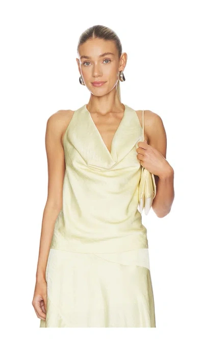 Nia Solana Top In Yellow