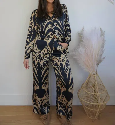 Nibi Cabo Shirt In Navy Ikat In Multi