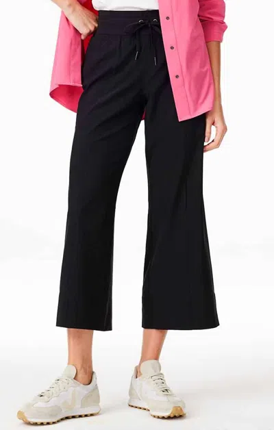 Nic + Zoe Active Tech Stretch Wide Leg Crop Pant In Black Onyx