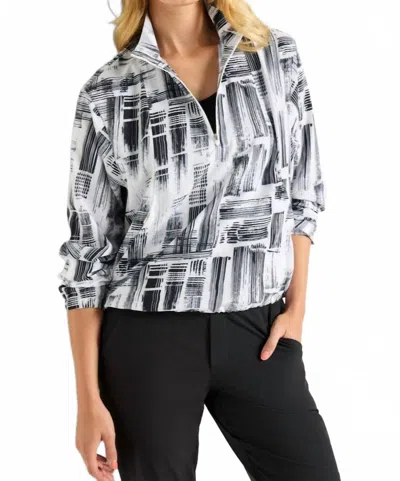 NIC + ZOE CITY BLOCKS TECH STRETCH POPOVER TOP IN BLACK MULTI