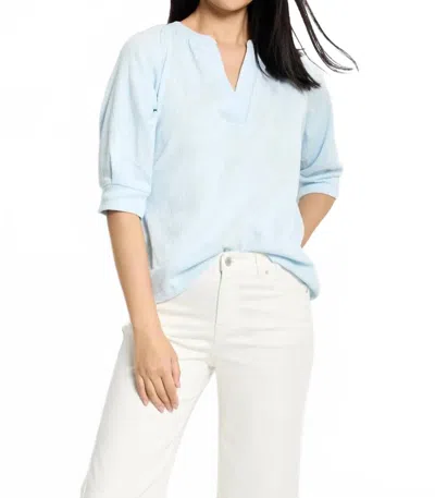 Nic + Zoe Crinkle Knit Cafe Top In Pale Sky In Blue