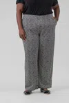 Nic + Zoe Etched Tweed Wide Leg Ankle Pants - Plus In Multi Black In Gray