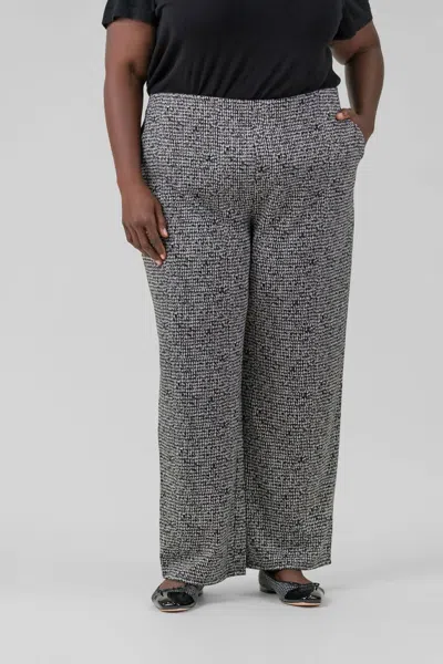 Nic + Zoe Etched Tweed Wide Leg Ankle Pants - Plus In Multi Black In Gray