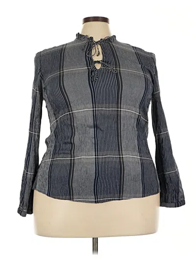 Pre-owned Nic + Zoe Long Sleeve Blouse In Gray