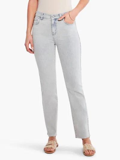 Nic + Zoe Mid Rise Jean In Salt In White