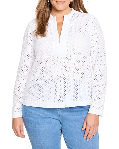 Nic+zoe Plus Knit Eyelet Split V Neck Top In Paper White