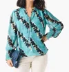 Nic + Zoe Rolling Reef Print Tie Neck Top In Multi