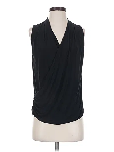 Pre-owned Nic + Zoe Sleeveless Blouse In Black