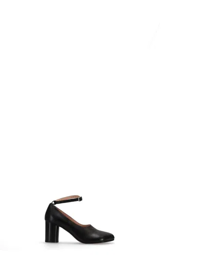 NICCOLÒ PASQUALETTI NICCOLÒ PASQUALETTI OBLIQUA BLOCK HEEL PUMPS - CALFSKIN LEATHER