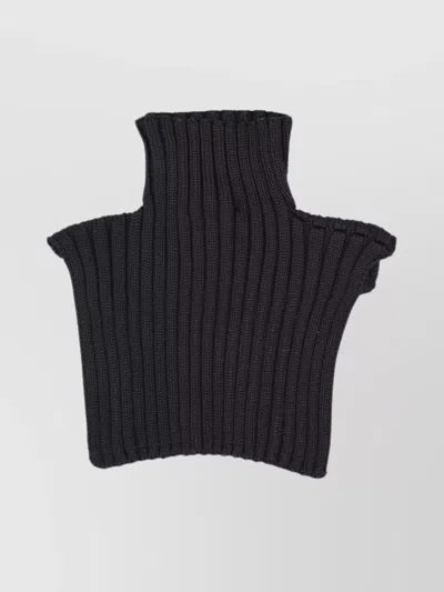 Niccolò Pasqualetti Wool Yarn High Neck Sleeveless Shrug In Black