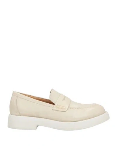 Niche Woman Loafers Beige Size 11 Leather