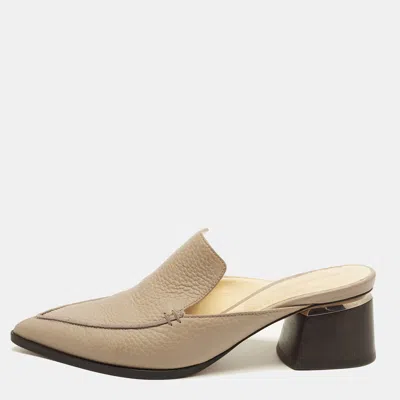 Pre-owned Nicholas Kirkwood Beya Size 38.5 Cream Leather Mules In White