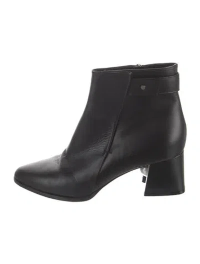 Pre-owned Nicholas Kirkwood Faux Pearl Accents Leather Boots In Black