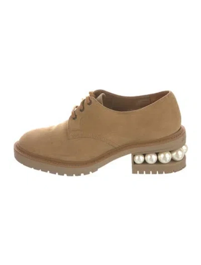 Pre-owned Nicholas Kirkwood Faux Pearl Accents Suede Oxfords In Neutral