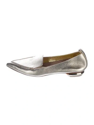 Pre-owned Nicholas Kirkwood Leather Loafers In Gold/metallic