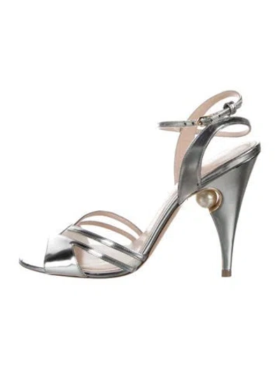 Pre-owned Nicholas Kirkwood Patent Leather Beaded Accents Sandals In Silver
