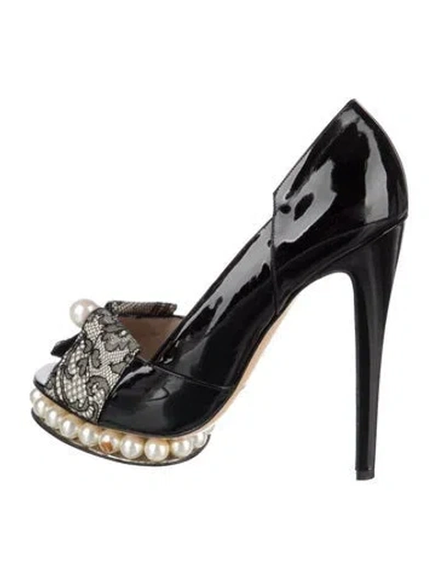 Pre-owned Nicholas Kirkwood Patent Leather Lace Pattern Pumps In Black