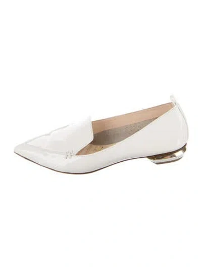 Pre-owned Nicholas Kirkwood Patent Leather Loafers In White