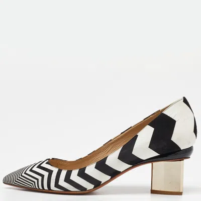 Nicholas Kirkwood White/black Suede Pointed Toe Block Heel Pumps