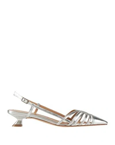 Nicole Bonnet Paris Woman Ballet Flats Silver Size 7 Leather