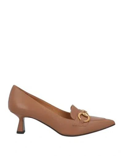 Nicole Bonnet Paris Woman Loafers Brown Size 6 Leather
