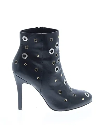 Pre-owned Nicole Miller Ankle Boots In Black